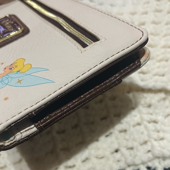 Loungefly Disney Peter Pan Tinker Bell Quilted Wallet - Picture 7 of 15